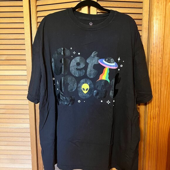 Emy Ave - Custom Printed "Get Lost" space tee - L/XL - Picture 1 of 4